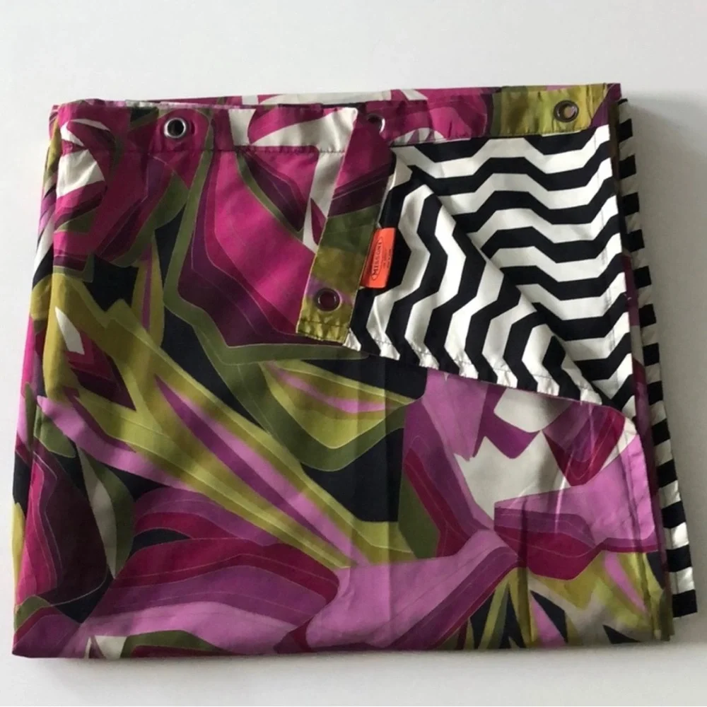 💕 MISSONI for Target floral passione and zig zag reversible shower curtain NEW